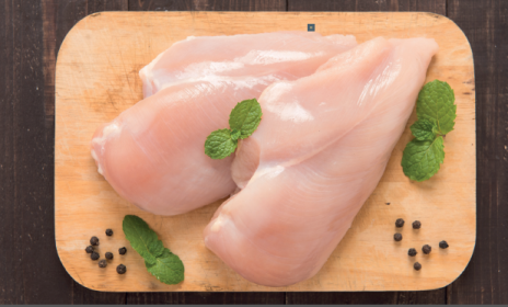 Causa limeña y chicharrón de pollo